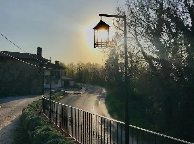 ホームステイ Enam Kojsko