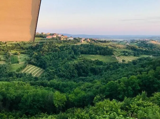 Homestay Enam Kojsko