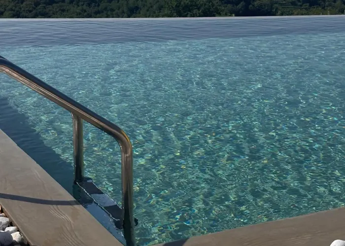 Enam Kwatera prywatna Kojsko